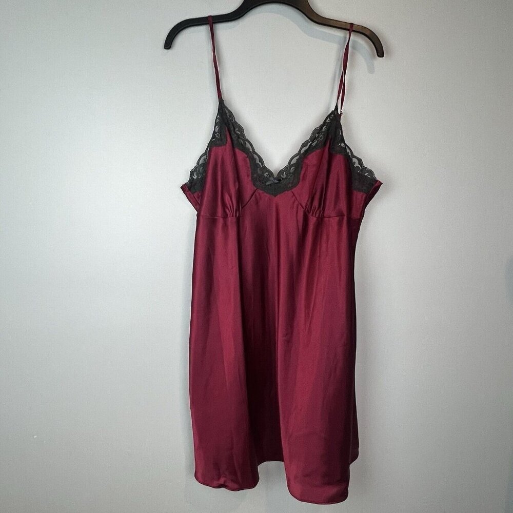 Adonna XXL Nightgown Slip Dress Chemise Silky‎ Dark Red Lace Trim Gothic